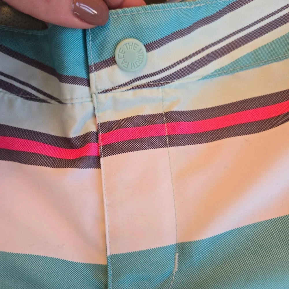 The North‎ Face Boys Striped Board Shorts Teal Orange Pink Size 7/8 NWT